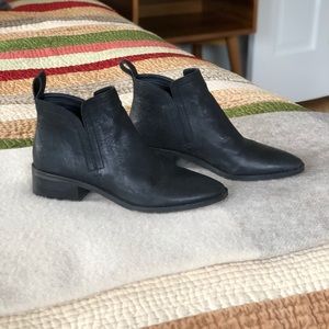 Dolce Vita Tessey Boots Black Leather